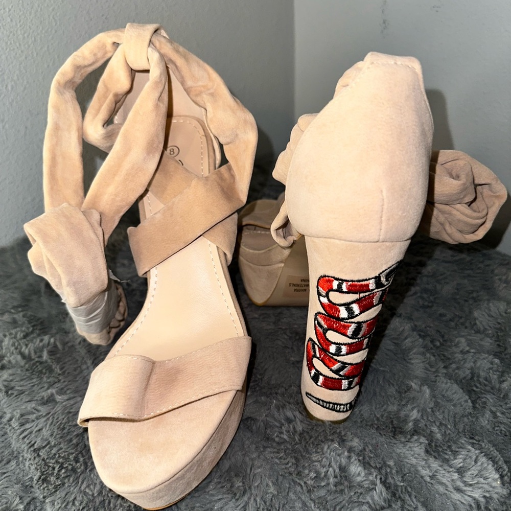 Herstyle Nude Heels with Red Snake Embroidery - Picture 5 of 14